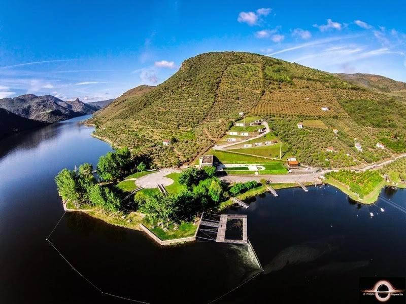 Вилла Moradias Do Douro Internacional Фрейшу-ди-Эшпада-а-Синта Экстерьер фото