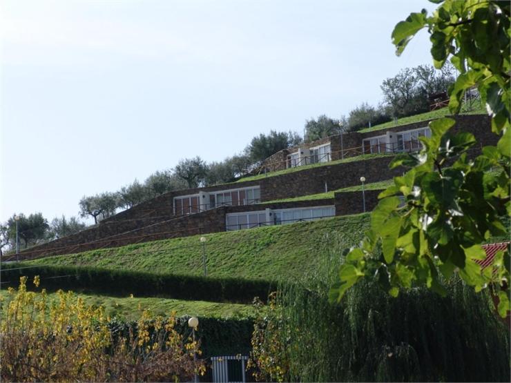 Вилла Moradias Do Douro Internacional Фрейшу-ди-Эшпада-а-Синта Экстерьер фото