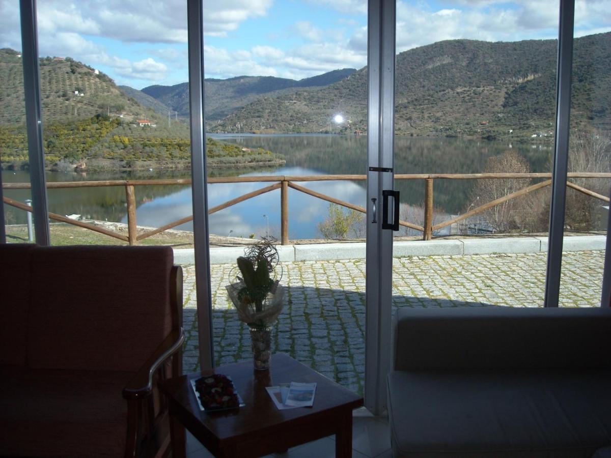 Вилла Moradias Do Douro Internacional Фрейшу-ди-Эшпада-а-Синта Экстерьер фото
