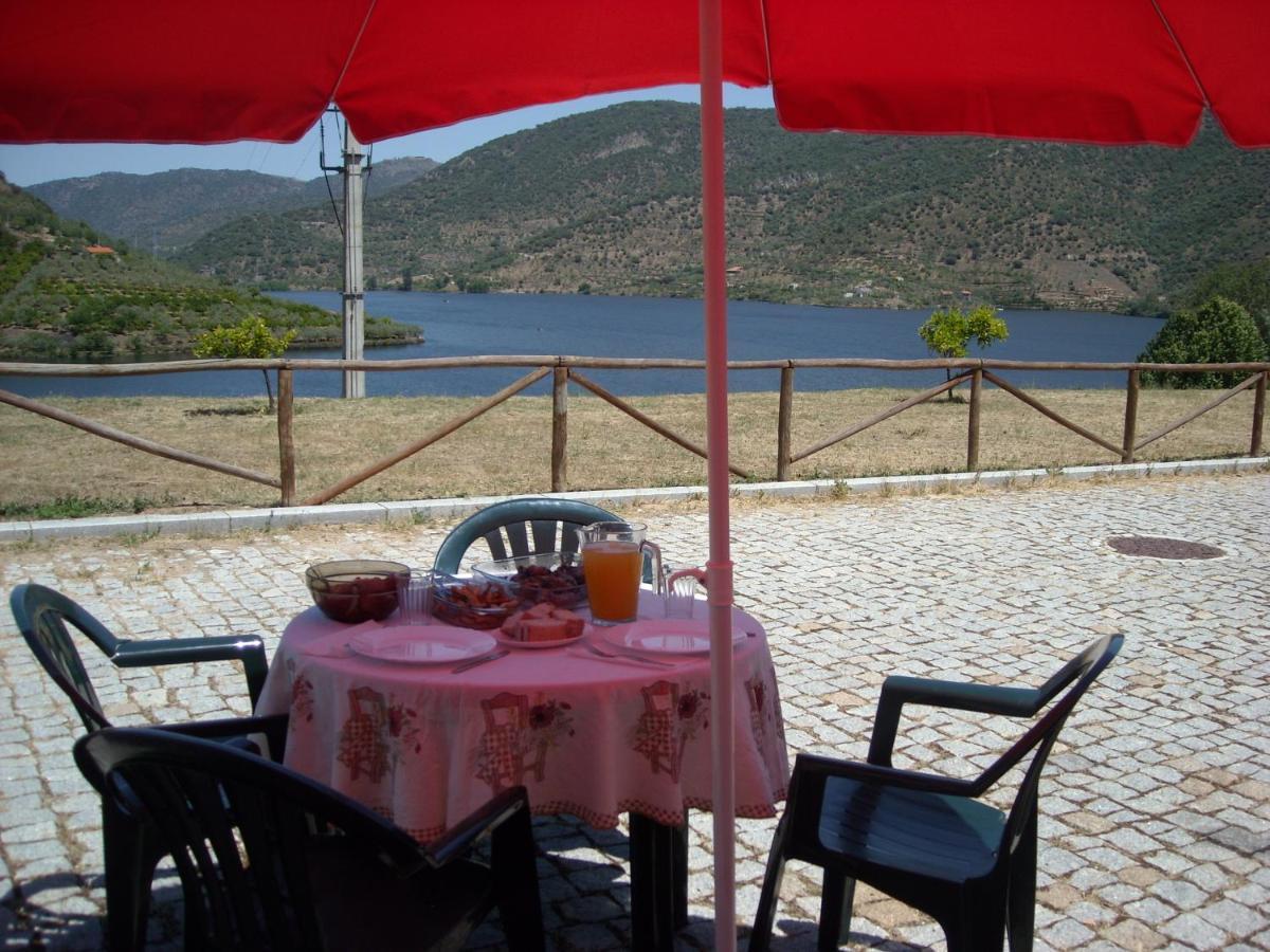 Вилла Moradias Do Douro Internacional Фрейшу-ди-Эшпада-а-Синта Экстерьер фото