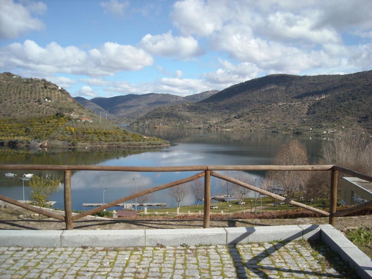 Вилла Moradias Do Douro Internacional Фрейшу-ди-Эшпада-а-Синта Экстерьер фото